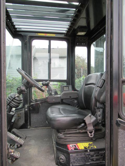 2015 HOIST P330 FORKLIFT