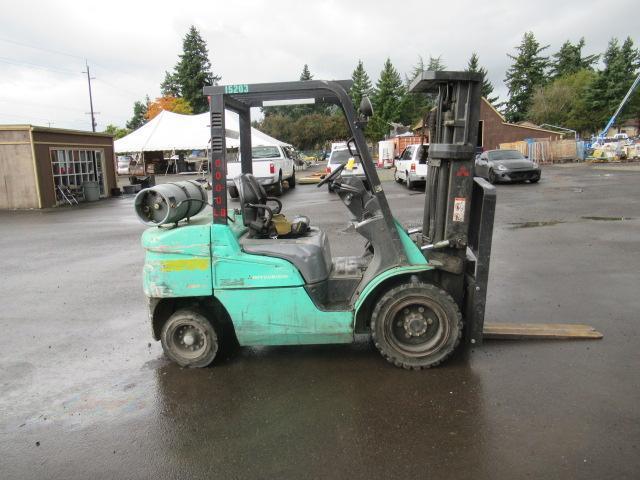 MITSUBISHI FG30N FORKLIFT