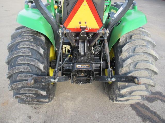 2014 JOHN DEERE 3038E 4X4 TRACTOR W/FRONT LOADER