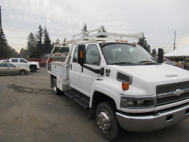 2004 CHEVROLET C4500 FLATBED UTILITY SERVICE TRUCK