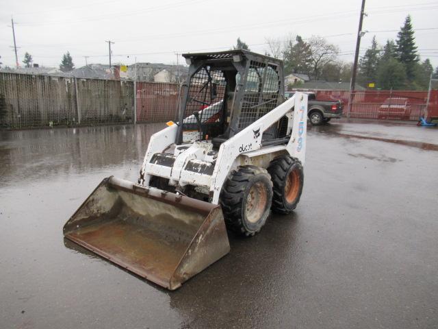 BOBCAT 753 SKID STEER