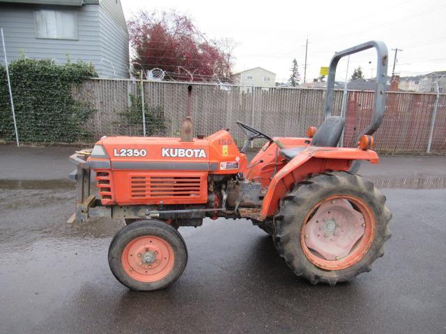 KUBOTA L2350F TRACTOR