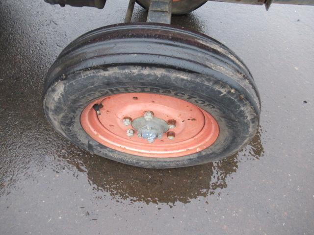 KUBOTA L2350F TRACTOR