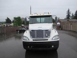 2004 FREIGHTLINER COLUMBIA 120 DAY CAB TRACTOR