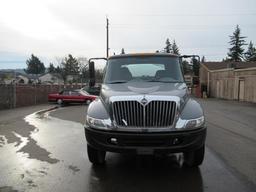 2003 INTERNATIONAL 4400 2000 GALLON WATER TRUCK