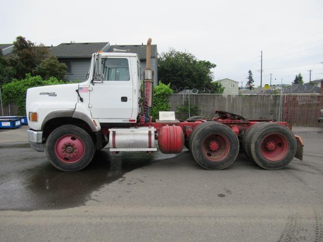 1995 FORD AEROMAX L9000 CONVENTIONAL DAY CAB TRACTOR