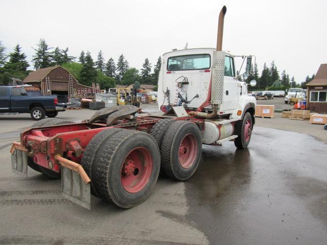 1995 FORD AEROMAX L9000 CONVENTIONAL DAY CAB TRACTOR