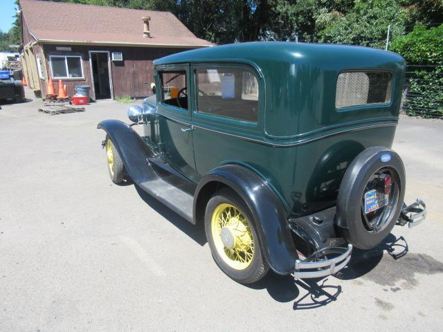 1930 CHEVROLET 2 DOOR SEDAN