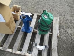 MYERS WHR15H-23 SUBMERSIBLE WASTE WATER PUMP W/ FREEFLO BASE ELBOW RAIL SYSTEM