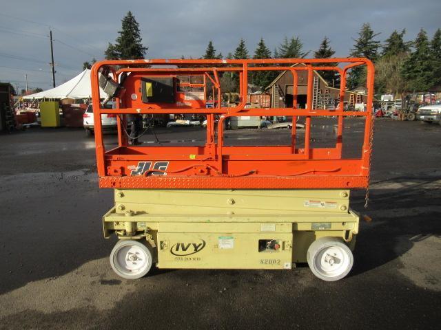 JLG 2033E ELECTRIC SCISSOR LIFT