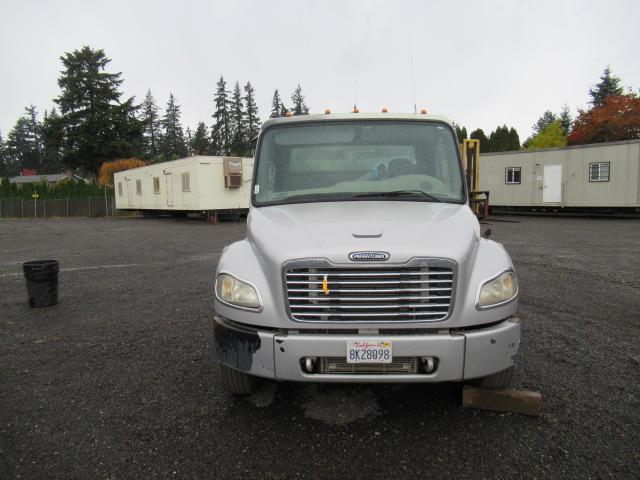 2007 FREIGHTLINER BUSINESS CLASS M2 CAB & CHASSIS