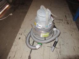 NILFISK HEPA VACUUM MDL#GM80