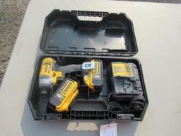 DEWALT IMPACT DCF887 W/(2) BATTERIES & CHARGER