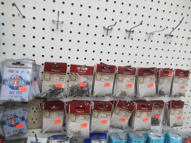 Hooks Assorted - 25 packs Targus TAR105 size 8 25 packs VMC V7061BZ #20