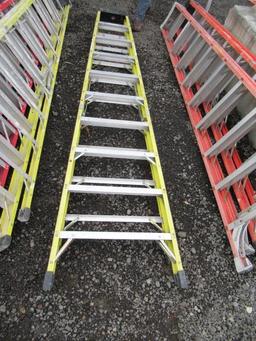 FEATHERLITE FIBERGLASS 10' STEP LADDER