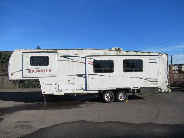 2001 NUWA HITCHHIKER II 5TH WHEEL TRAVEL TRAILER W/ (3) SLIDE OUTS