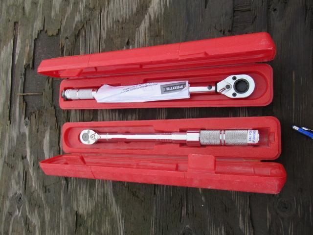 (2) 3/8'' DRIVE TORQUE WRENCHES