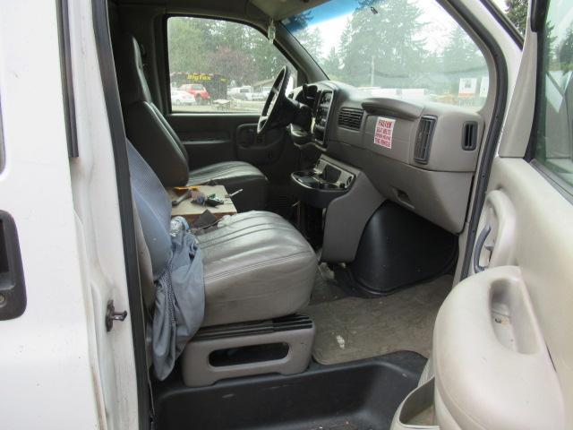 1999 CHEVROLET 3500 CARGO VAN