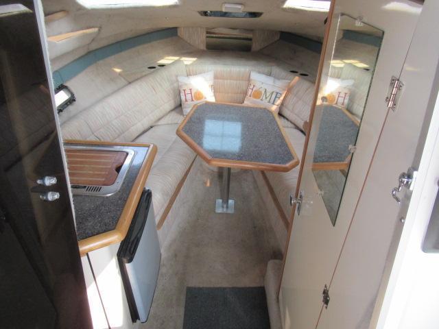 1989 BAYLINER SUNBRIDGE 2450 BOAT W/ CUSTOM ALUMINUM ENCLOSURE