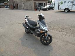 2007 GENUINE BLUE 150 MOPED