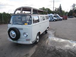 1968 VOLKSWAGEN BUS / CAMPER