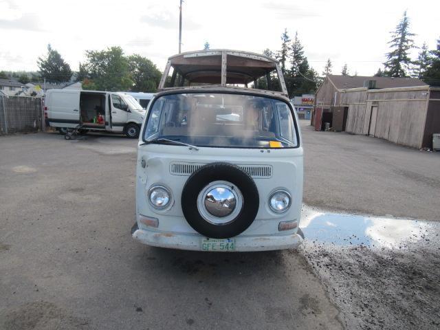 1968 VOLKSWAGEN BUS / CAMPER