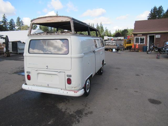 1968 VOLKSWAGEN BUS / CAMPER