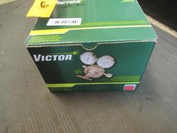 VICTOR ACETYLENE PRESSURE REGULATOR