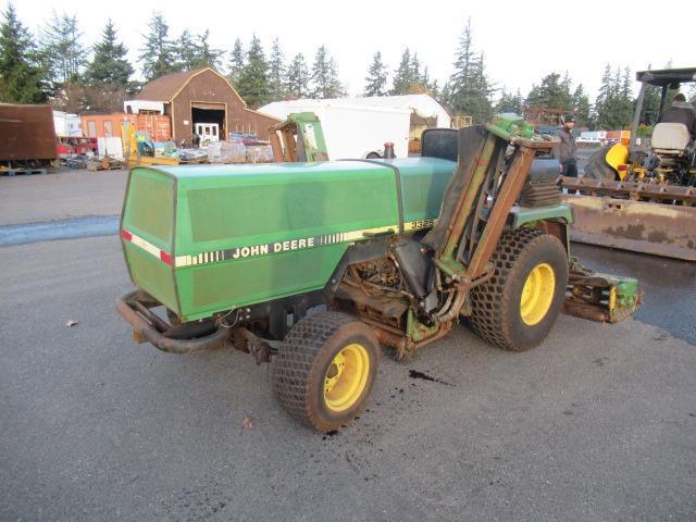 JOHN DEERE 3325 FINISH REEL MOWER