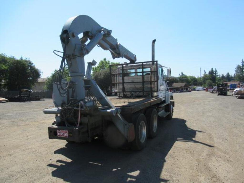 1986 FREIGHTLINER FLC112 CRANE TRUCK