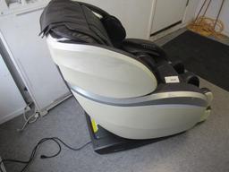 BEST POWER BM-EC8730 FULL BODY GRAVITY MASSAGE CHAIR