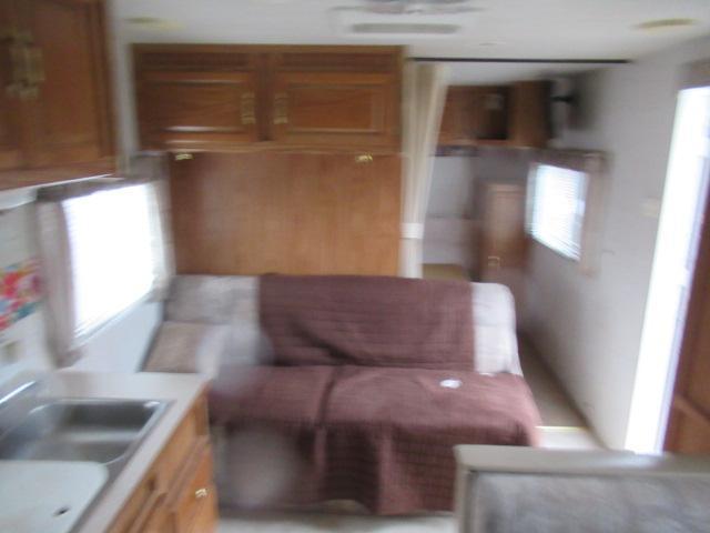 2002 NATIONAL SPLASH CAMPER TRAILER