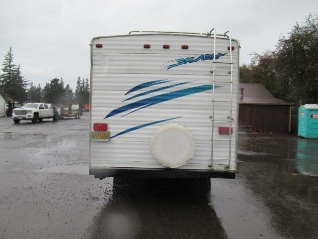 2002 NATIONAL SPLASH CAMPER TRAILER