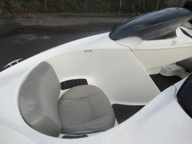 2002 SEADOO BOMBARDIER SPEEDSTER BOAT