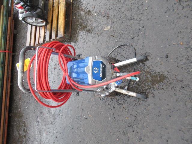 GRACO MAGNUM X7 PAINT SPRAYER, 120V, WPR 3000 OSI W/ HOSE & GUN