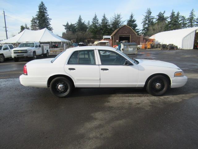 2010 FORD CROWN VICTORIA