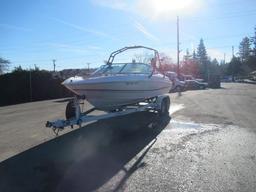 2002 MAXUM 2100 WALK THROUGH BOW FIBERGLASS SKI BOAT