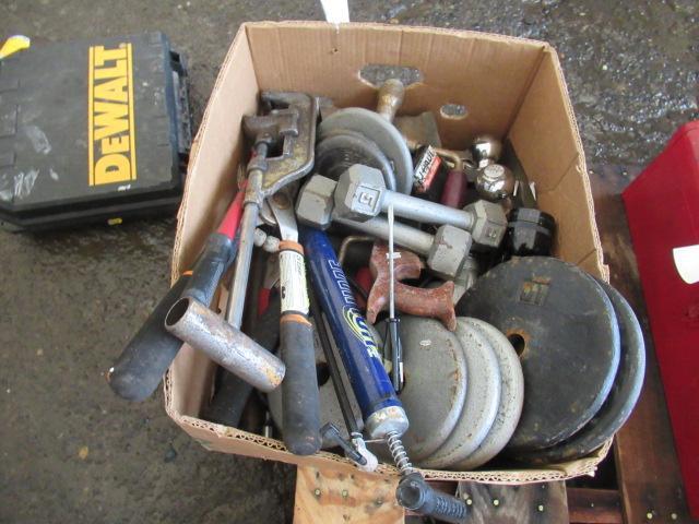 BOX W/ (2) HITCHES, WEIGHTS & ASSORTED HAND TOOLS