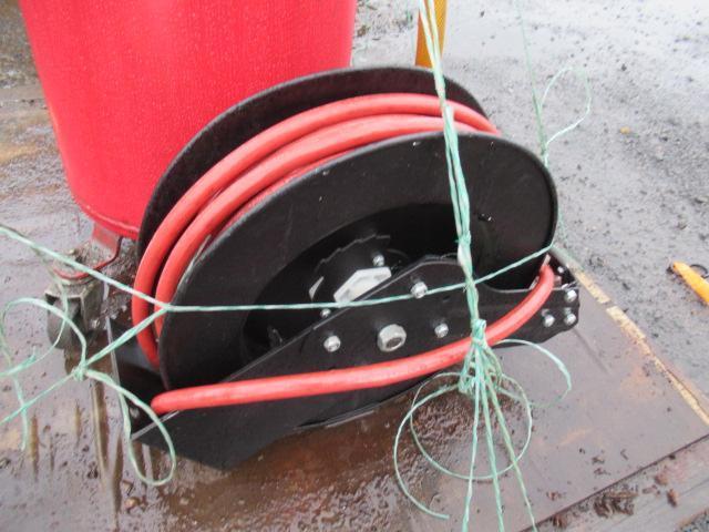 AIR COMPRESSOR HOSE REEL W/ HOSE & ROLLING 20 GALLON OIL DRAIN BIN