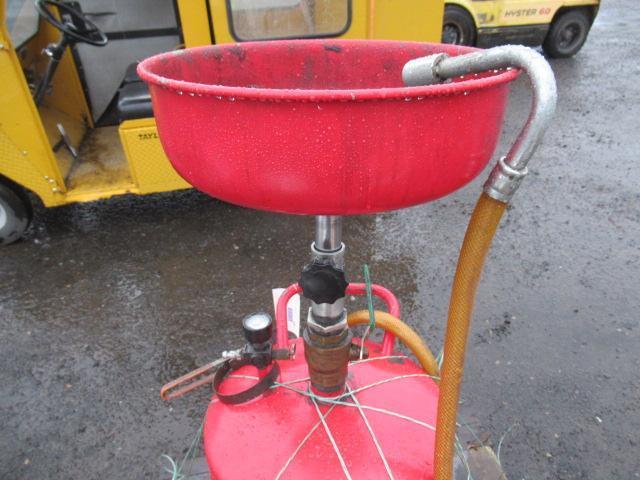 AIR COMPRESSOR HOSE REEL W/ HOSE & ROLLING 20 GALLON OIL DRAIN BIN