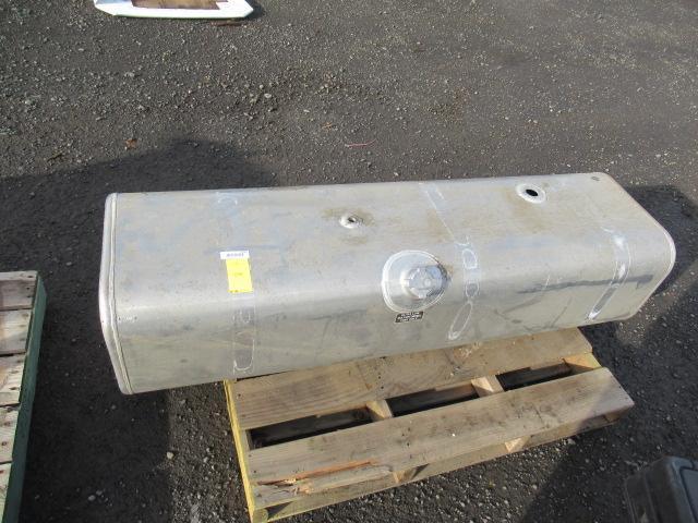 DAIMLER TRUCKS METAL 60 GAL CHASSIS MOUNT DIESEL FUEL TANK