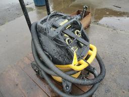 DEWAILT SHOP VAC