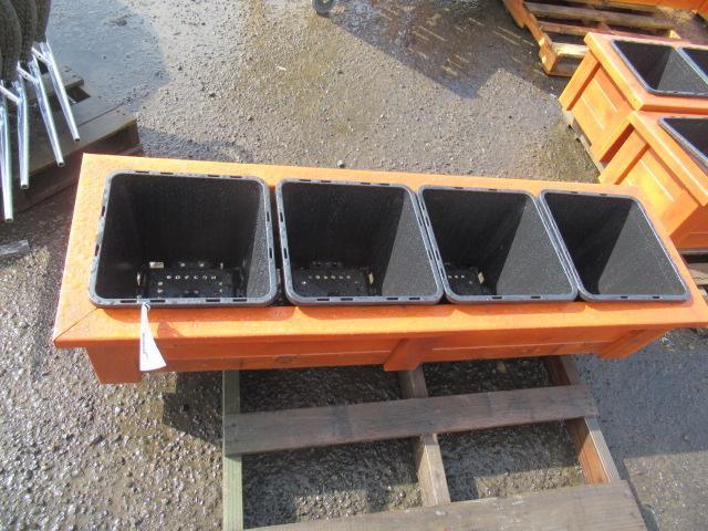 4 COMPARTMENT CEDAR PLANTER BOX