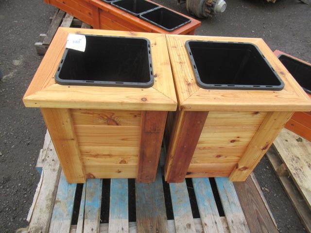 (2) SINGLE COMPARTMENT CEDAR PLANTER BOXES