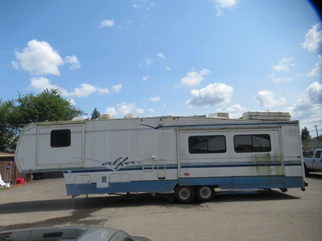 1995 ALFA ROADRUNNER 5TH WHEEL CAMPER TRAILER