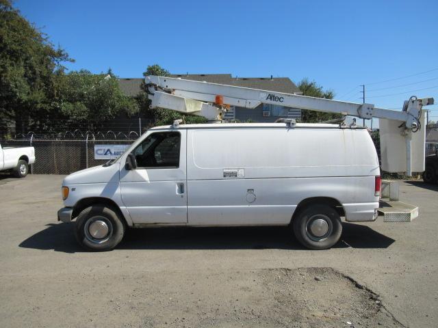 1999 FORD E-350 CARGO VAN W/ BUCKET LIFT