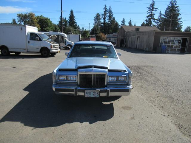 1987 LINCOLN TOWN CAR