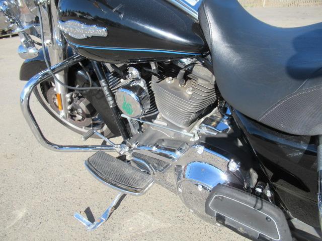 2009 HARLEY DAVIDSON FLHR ROAD KING SHRINE MOTORCYCLE