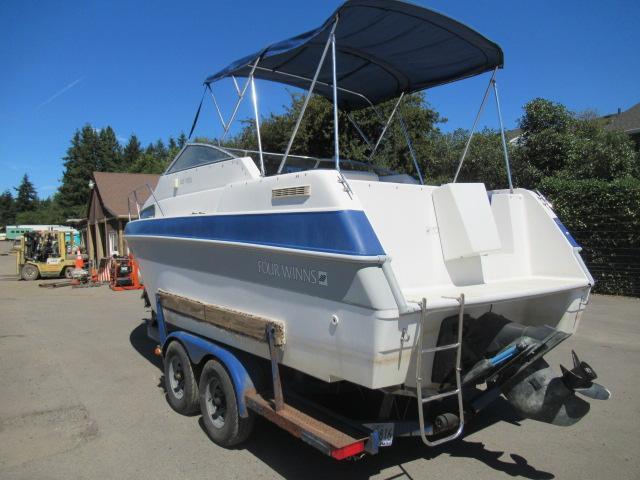 1991 FOUR WINNS 235 VISTA CABIN CRUISER OMC KING COBRA 350