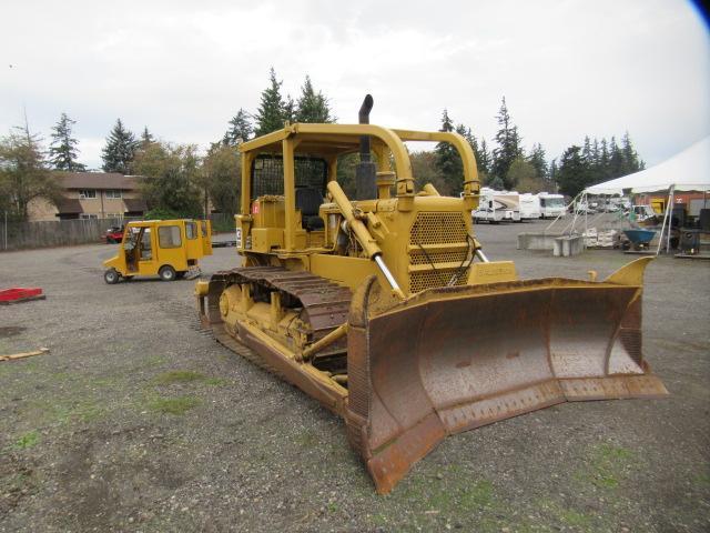 CATERPILLAR D6D DOZER